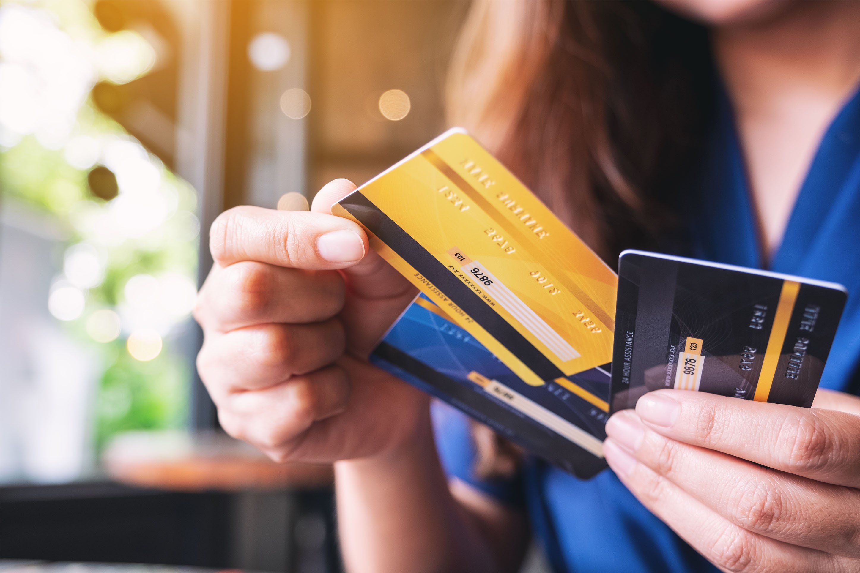 Pros and cons of credit cards.
