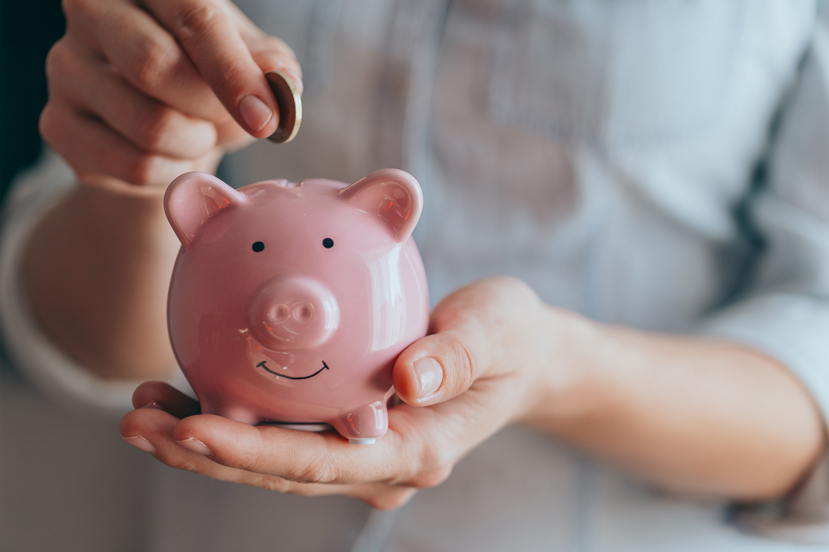 Photo of a piggy bank. 