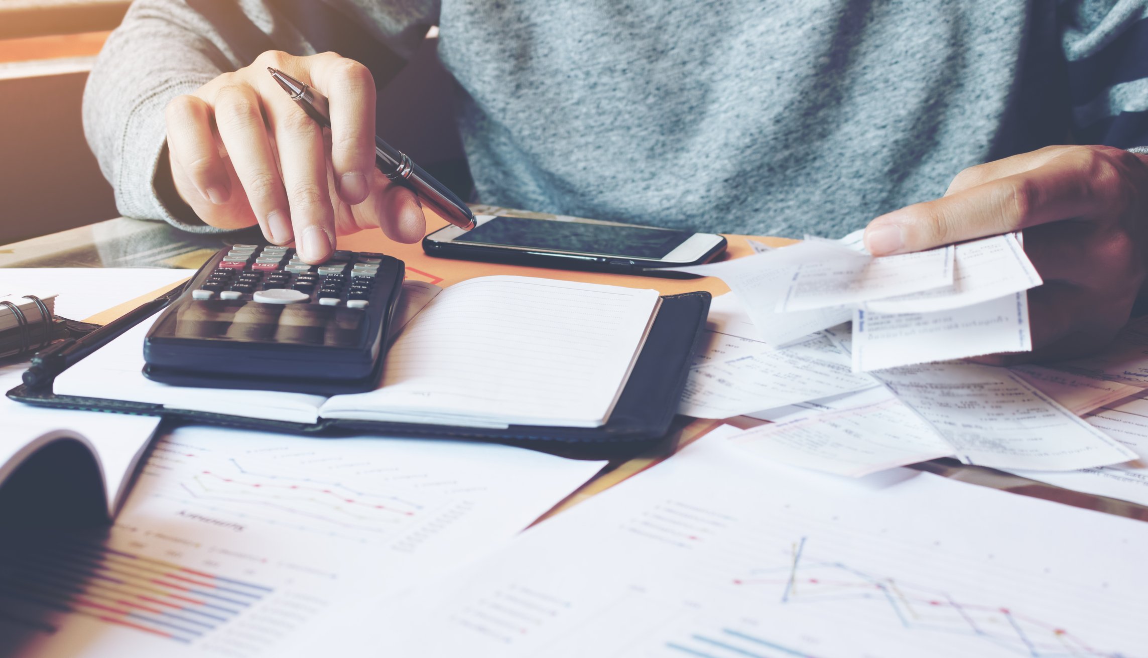 No Bill Left Behind How to Stay on Top of Your Expenses and Get Your Bills Paid